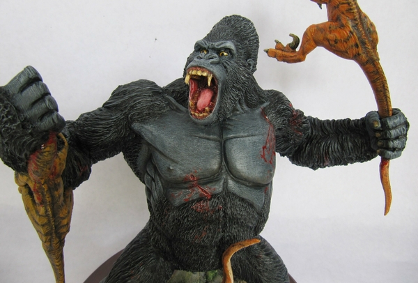 Kong Vs raptors.