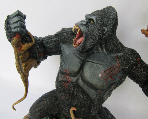 Kong Vs raptors.