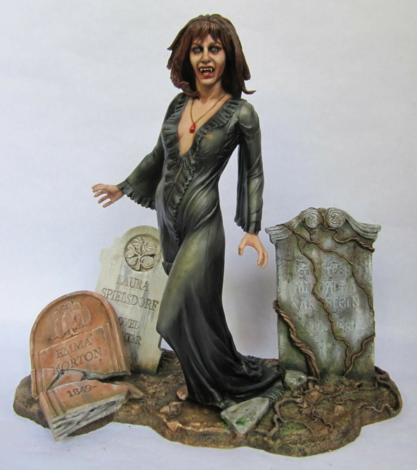 Ingrid Pitt 1/6.