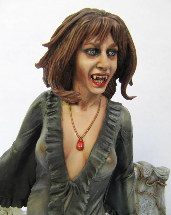 Ingrid Pitt 1/6.