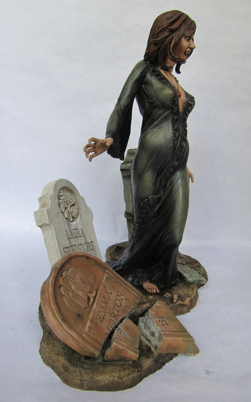 Ingrid Pitt 1/6.