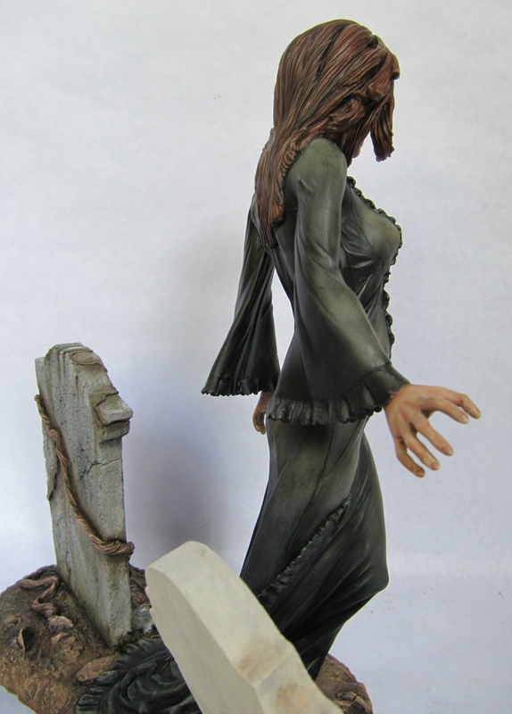 Ingrid Pitt 1/6.